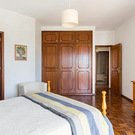 Family Apartment Near Praia Da Rocha *